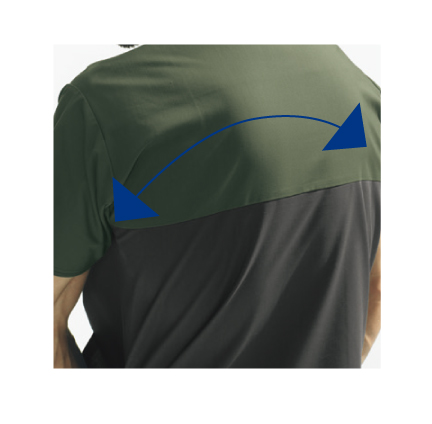 動きやすい
ストレッチ素材
吸湿速乾性があり、動きやす用。洗いざらしのような独特の風合いも魅力です。