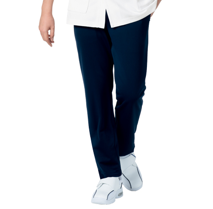 動きやすい、
細身の美シルエット
レディスはスリム、男女兼用はストレート。