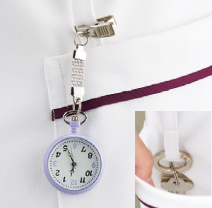 ダブルループ付き
時計等の頻繁に使うものの取り付けや、ポケット内の鍵等の落下防止に適した右腰のダブルループ。