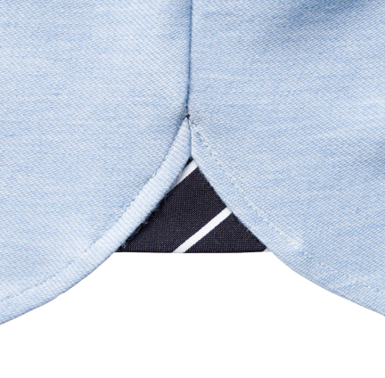 ストライプのアクセント
裾のスリットには別布ストライプのアクセント。
本体生地とのカラーコンビがおしゃれです。