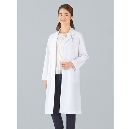 ベーシックで上質
ひたむきな誠実さが伝わる品格のあるデザインを取り揃えました。 
安心感と信頼感をもたらす凛とした着こなしから、プロフェッショナルな意識が満ちあふれています。